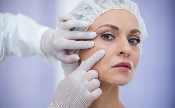 Rejuvenecimiento Facial con Ácido Hialurónico - Cirujanos Plásticos Certificados